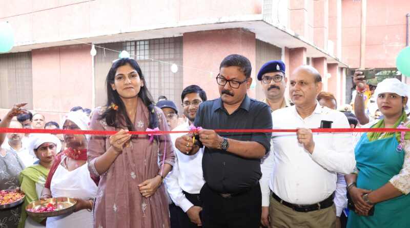 तहसील बहेड़ी परिसर में अन्नपूर्णा मॉडल प्रेरणा कैंटीन का भव्य शुभारंभ, स्वयं सहायता समूह की दीदियां संभालेंगी जिम्मेदारी