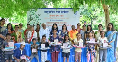 वंचित बच्चों की पढ़ाई में मदद के लिए आगे आया SBI महिला क्लब, स्कूल बैग और शैक्षिक सामग्री का किया वितरण