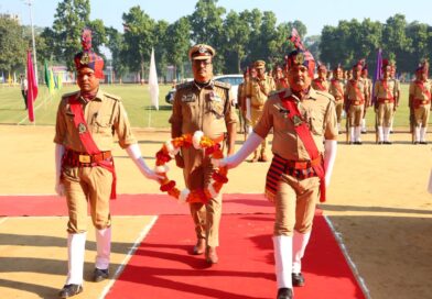 पुलिस स्मृति दिवस पर गोण्डा में शहीद जवानों को नमन, डीआईजी और एसपी ने शहीद स्मारक पर अर्पित किए पुष्पचक्र
