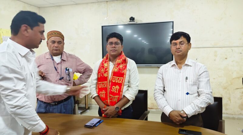 गोंडा में TSCT ने 8 शिक्षकों को दिए कन्यादान सहयोग के चेक, कुल 4.08 लाख रुपये की मदद