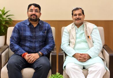 शिक्षकों के वेतन, बोनस और एरियर भुगतान को लेकर वित्त एवं लेखाधिकारी से हुई वार्ता, जल्द निस्तारण का आश्वासन